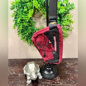 CHUMS HI BEAM REFLECTIVE LED WAIST PACK